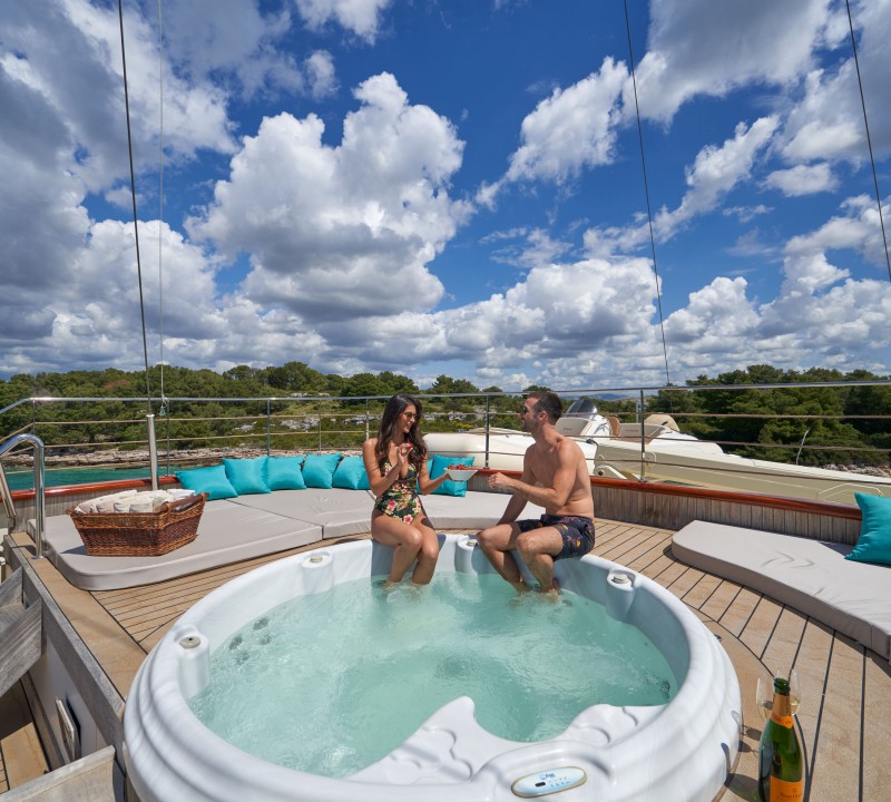 Jacuzzi