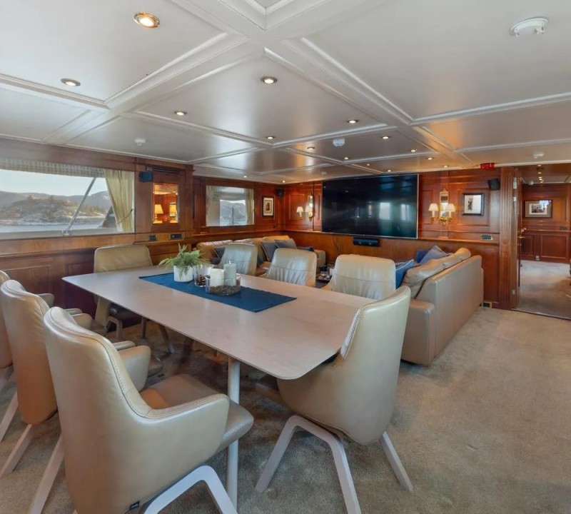 Main Salon