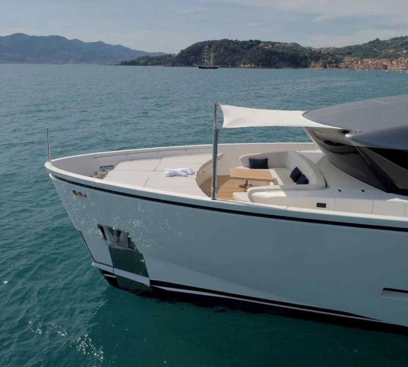 Foredeck Relaxation Area