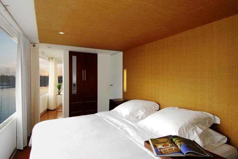 Guest Cabin