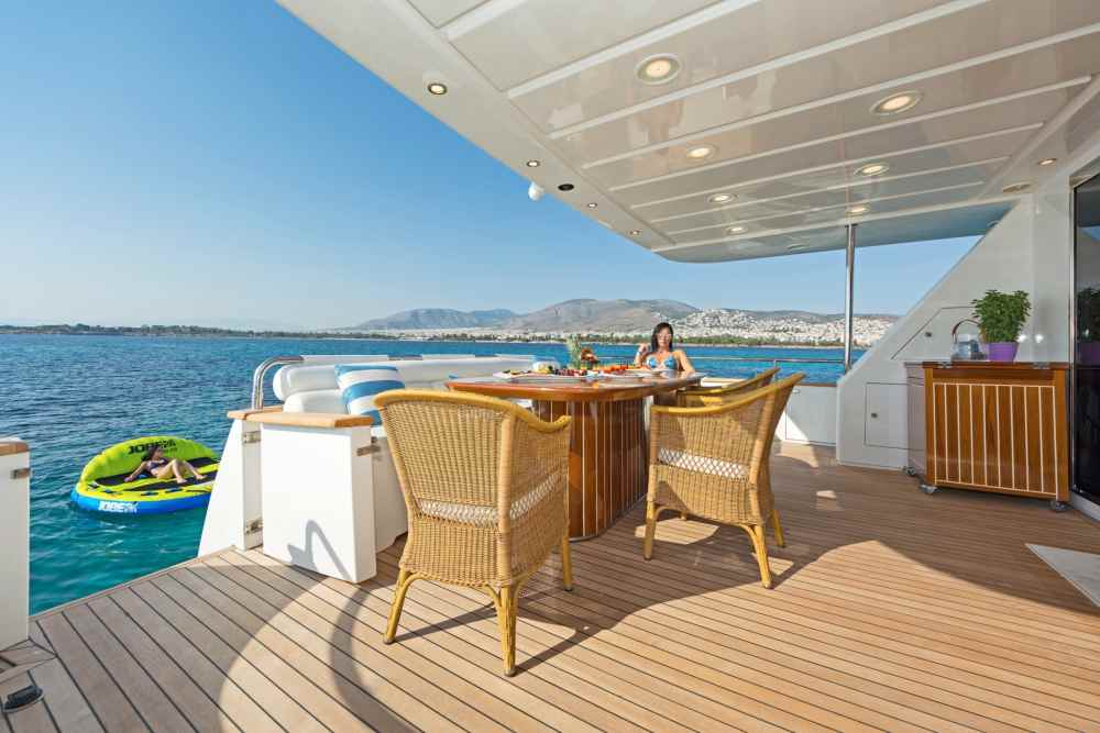 Alfresco Dining