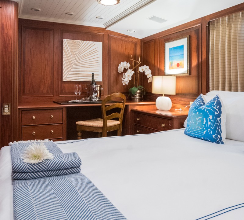 Guest Cabin With Queen Bed