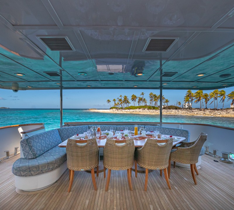 Aft Dining Area