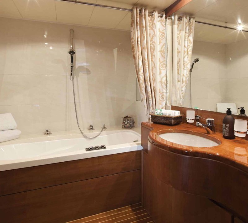 Guest Cabin