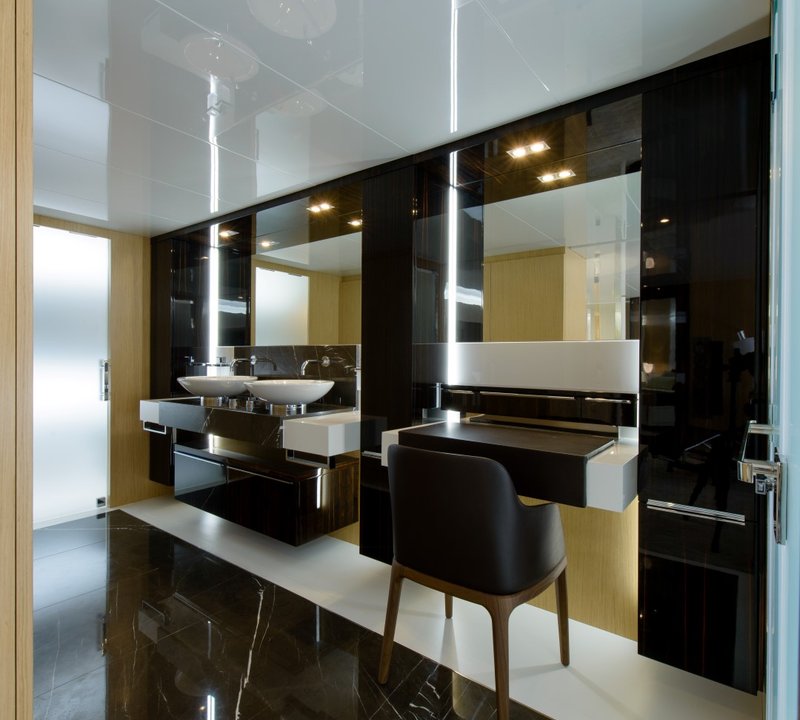 Ensuite