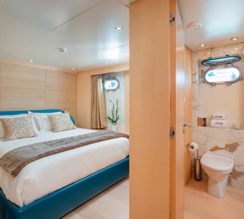 Double Cabin