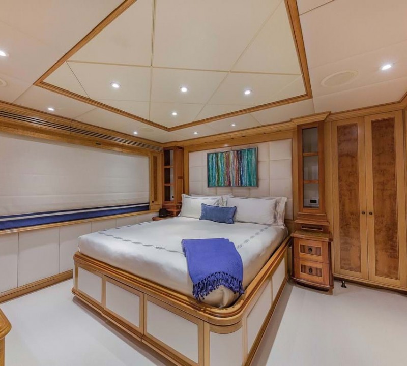 Double Cabin