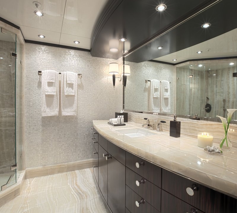 Master Suite - Bathroom