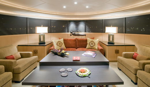 Motor Yacht Triumphant Lady - Main Saloon forward lounge