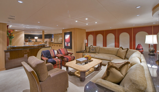 Motor Yacht Triumphant Lady - Saloon to forward