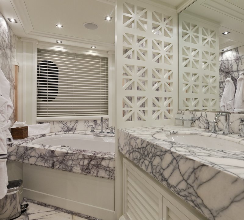 Motor yacht KINTA - VIP Cabin Ensuite