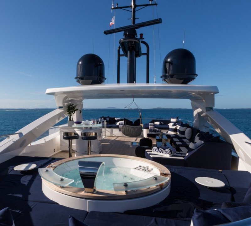 Motor yacht TAKE 5 - 027