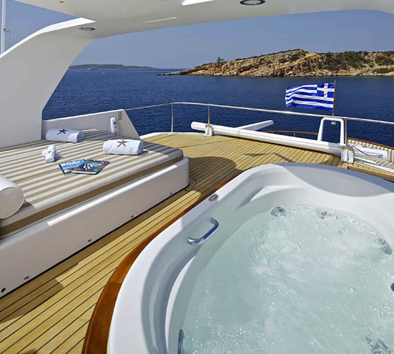 Outdoor Jacuzzi