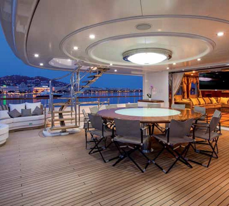 alfresco dining
