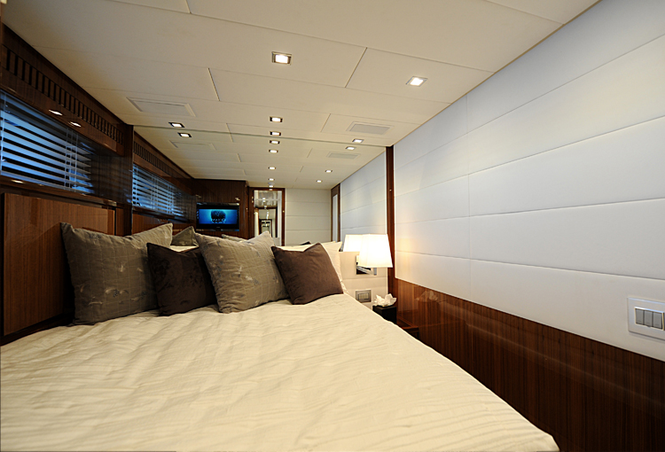 Queen Bed