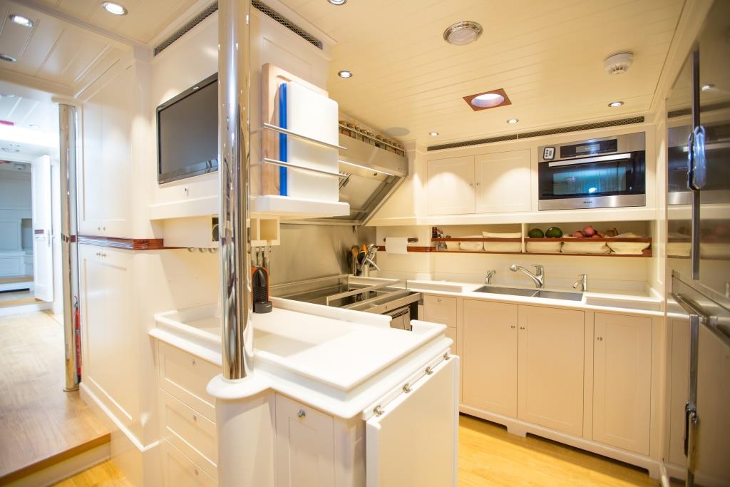 RAINBOW - Galley
