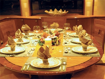 SHEAR FANTASEA -  Dining