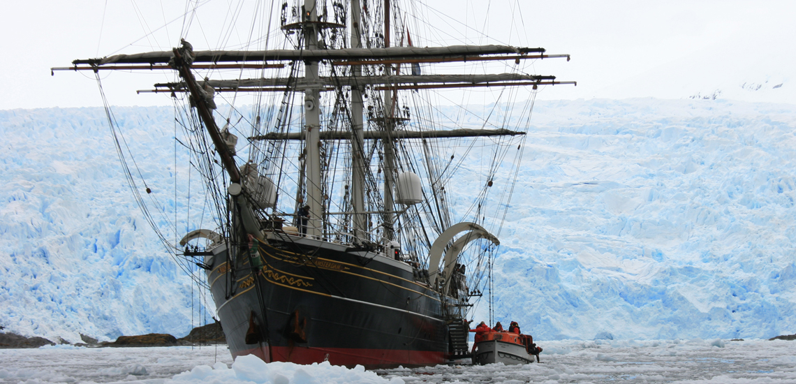STAD AMSTERDAM In The Middle Of Ice