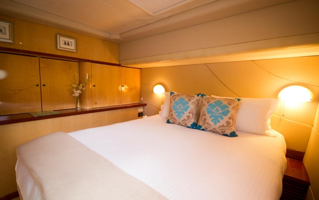 SY KINGS RANSOM - Port aft cabin