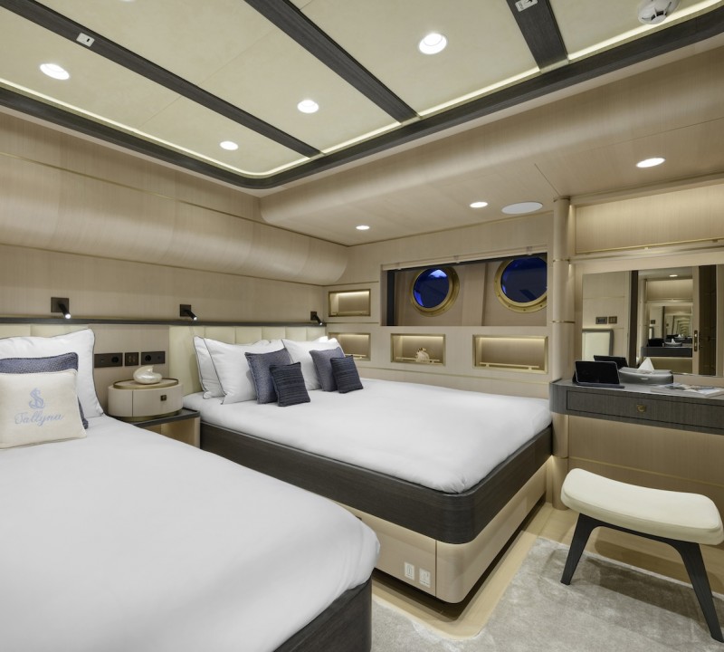 Triple Cabin