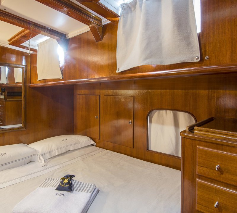 Double Cabin