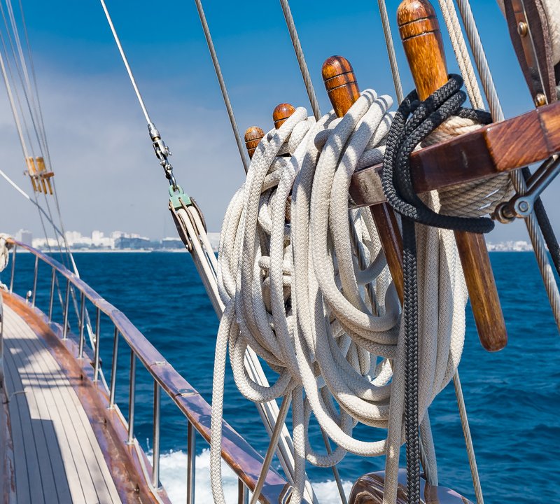 Side Deck Detail
