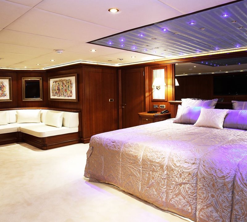 Spacious Double Cabin