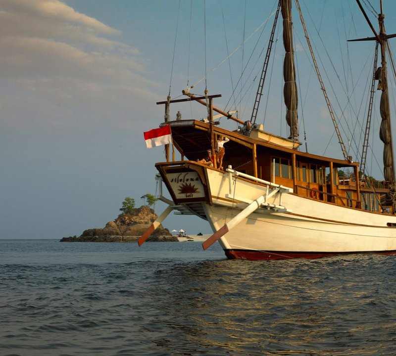 Silolona_indonesia_bow