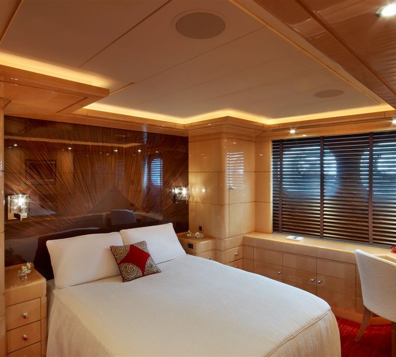 Superyacht 360 - Double Cabin