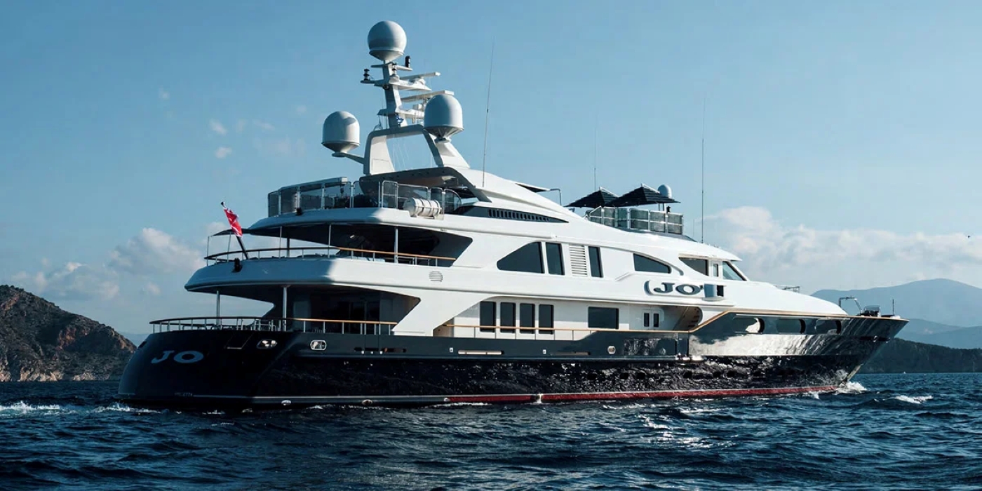 Superyacht JO I