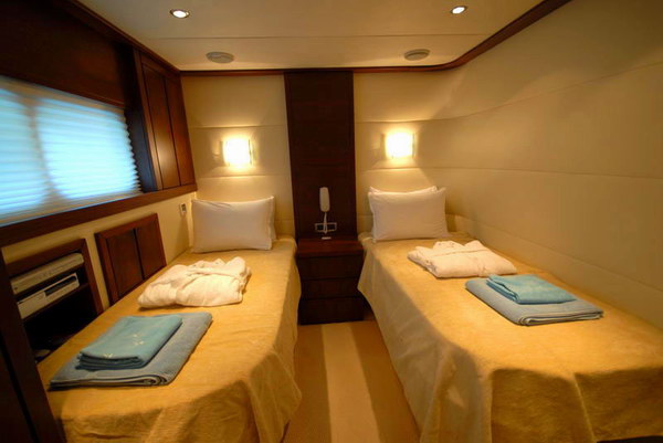 Tatiana - Twin Cabin