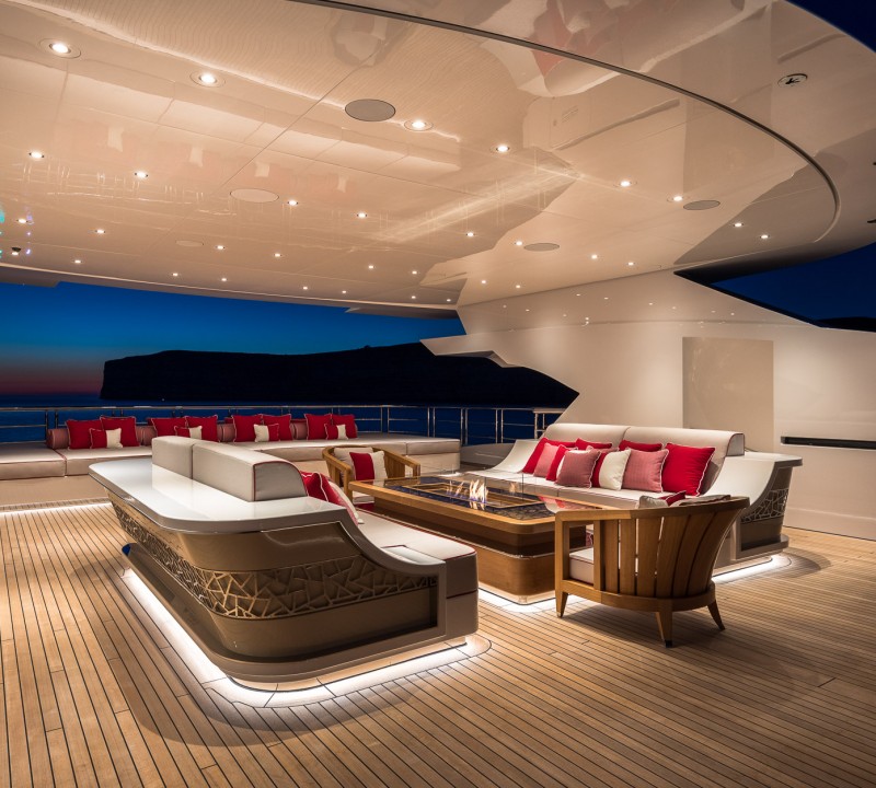 Top Deck Saloon