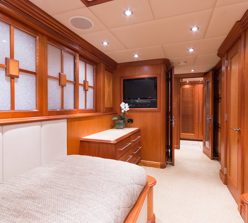 Twin Cabin