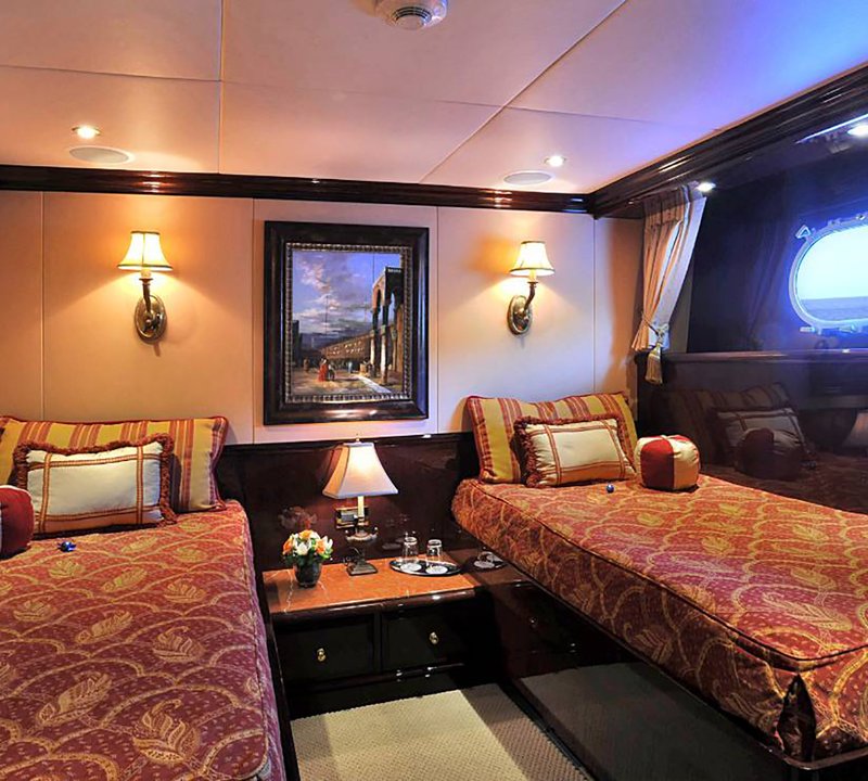 Twin Cabin