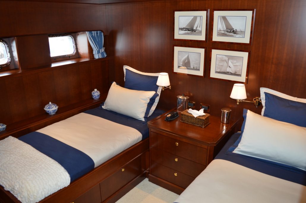 Twin Cabin