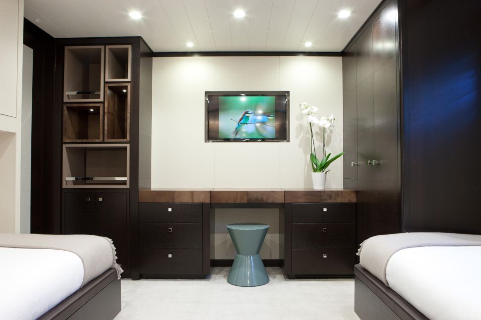 Twin Cabin