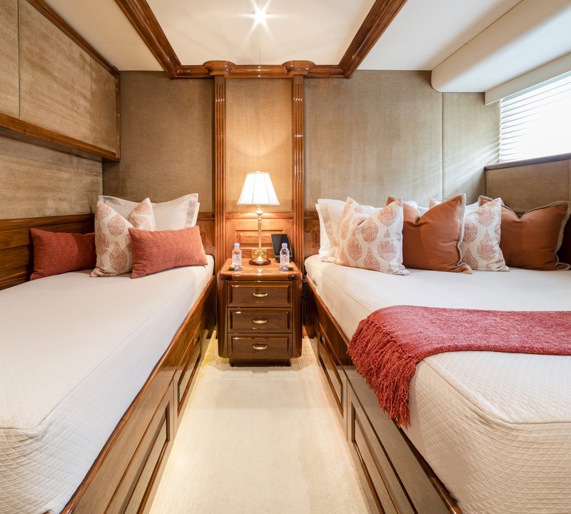 Twin Cabin