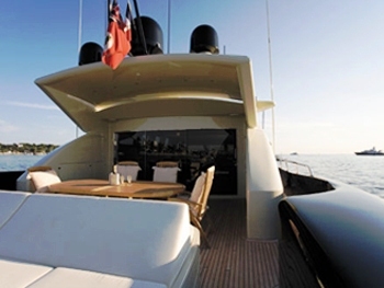 VELVET - Aft Deck
