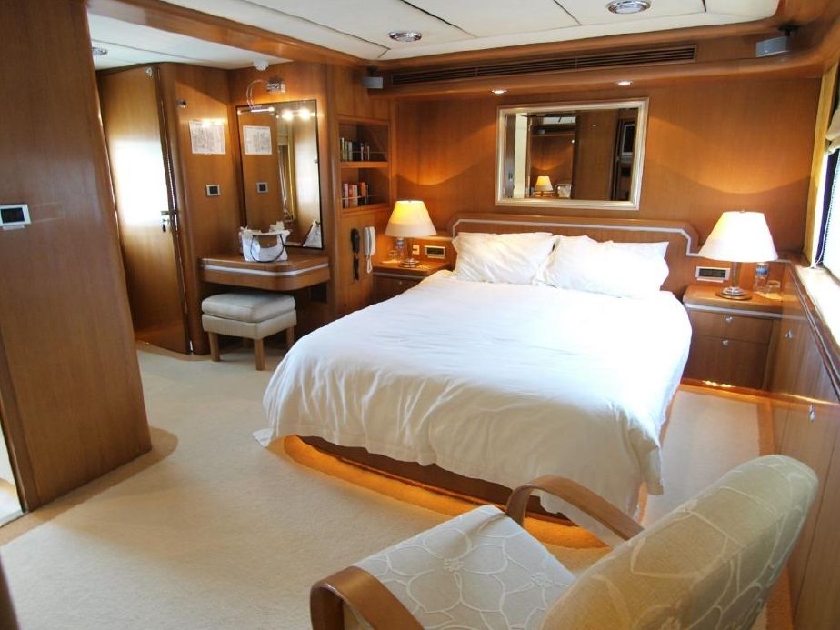 Double Cabin