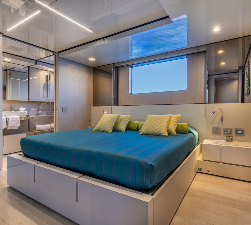 VIP Cabin - Right