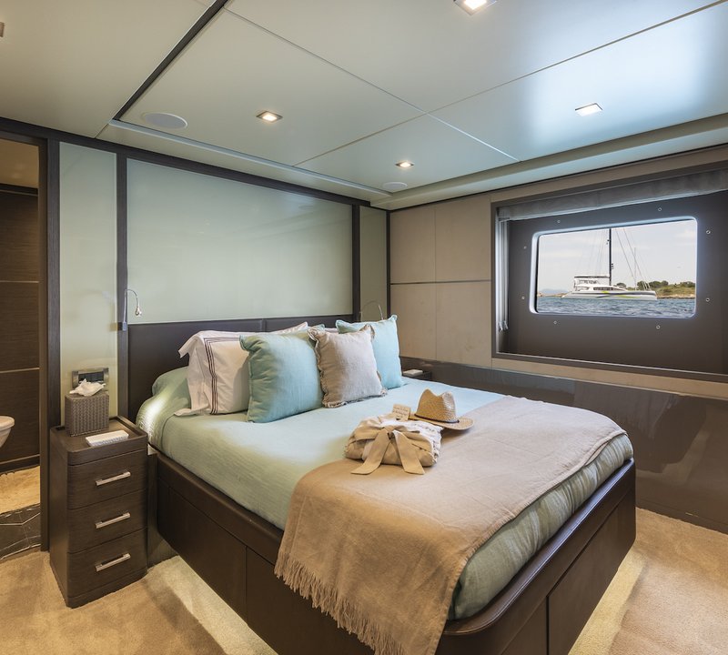 VIP Double Cabin
