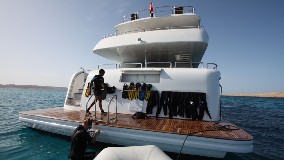 Water Activities - Diving Equipment And Water Toys