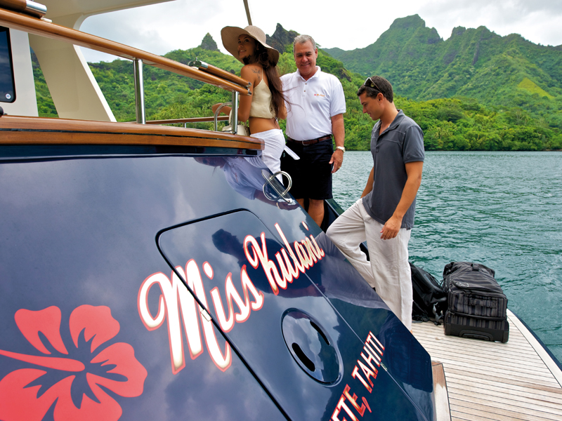 Welcome on board Miss Kulani yacht - Photo by Tim McKenna Photography©