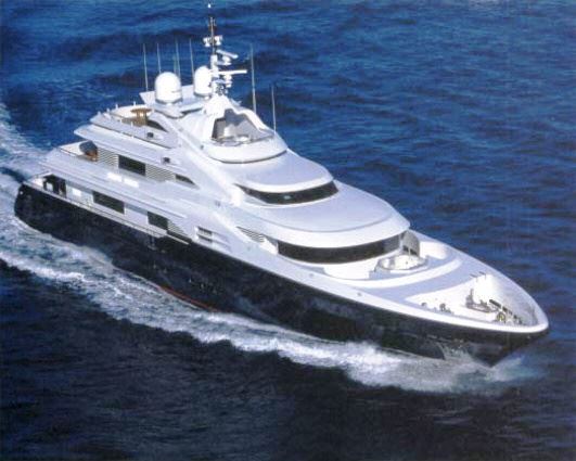 Yacht ALASKA -  From Above