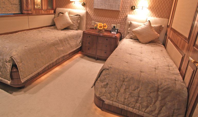Yacht ALASKA -  Twin Cabin