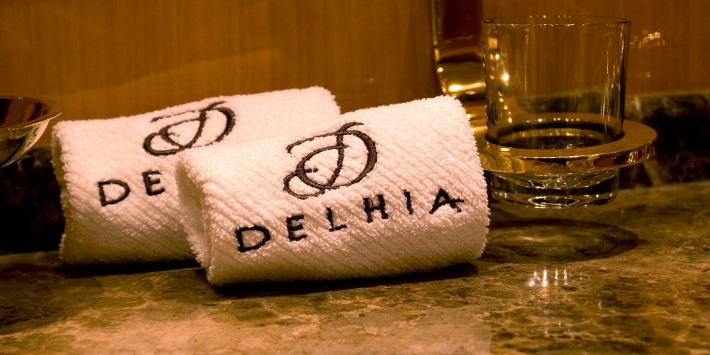 Yacht DELHIA - Detail