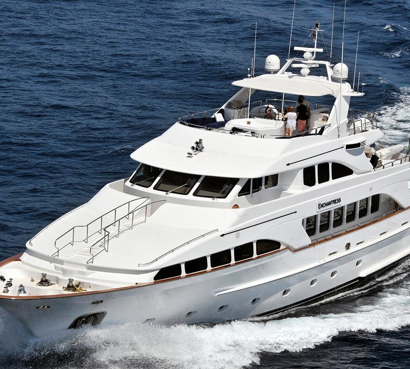 Yacht ENCHANTRESS A Benetti Classic Underway - Bow