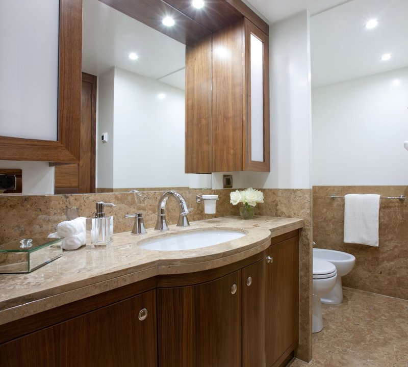 Yacht FIREFLY By Mulder - Master Ensuite