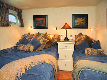 Yacht KAYANA -  Guest Cabin