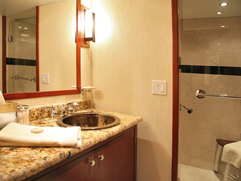Yacht KAYANA -  Master Bathroom
